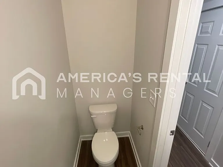 35 Coleman Ln — Photo 7