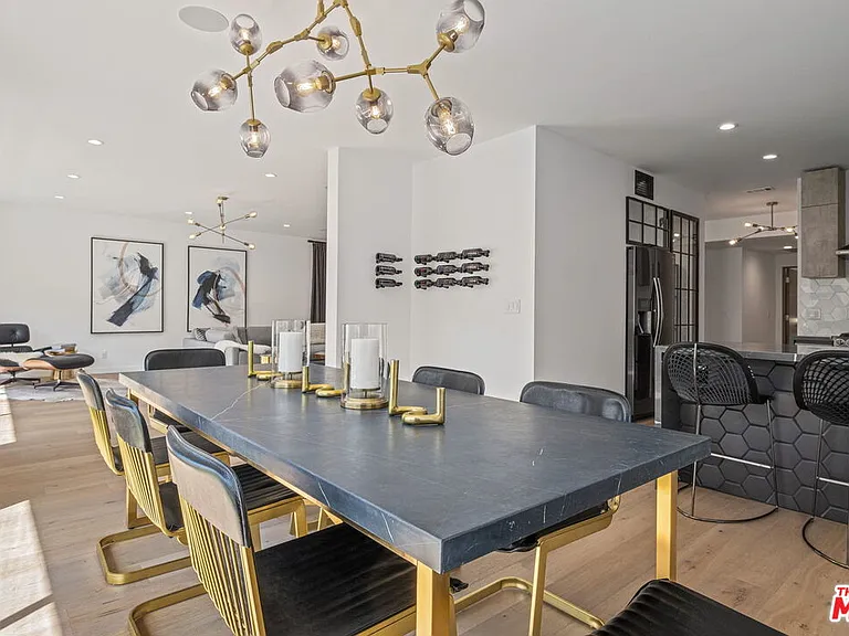 440 N Oakhurst Dr #301 — Photo 7