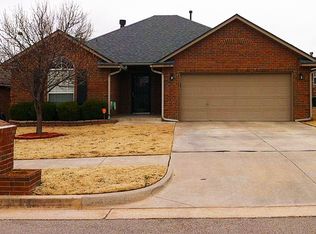 12516 SW 14th St, Yukon, OK 73099