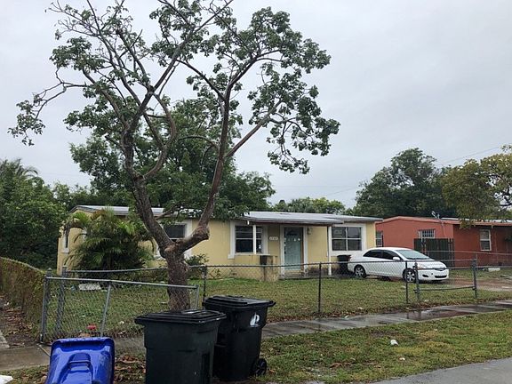 2nd image of 1744 NW 18th St