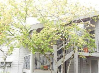 10054 SW Trapper Ter, Beaverton, OR 97008