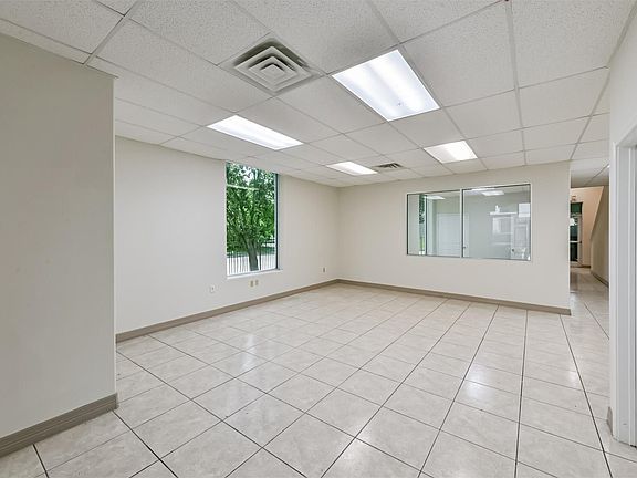5th image of 9788 Clarewood Dr Ste 208