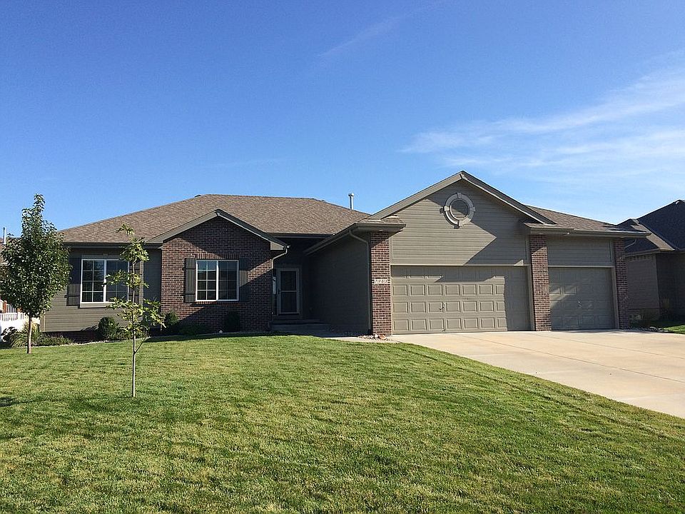1st image of 7963 Shadow Lake Dr
