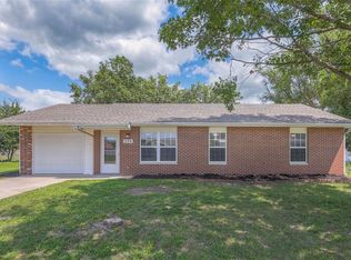 118 E Broadway St, Grain Valley, MO 64029