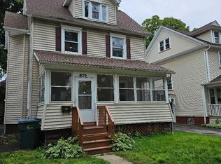 39 Holbrooke St, Rochester, NY 14621