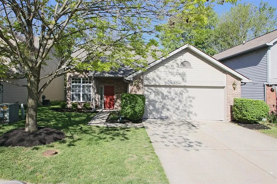 7542 Sycamore Grove Ct photo 1