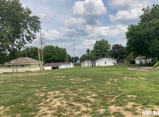 1005 W Lee Ave, Marion, IL 62959