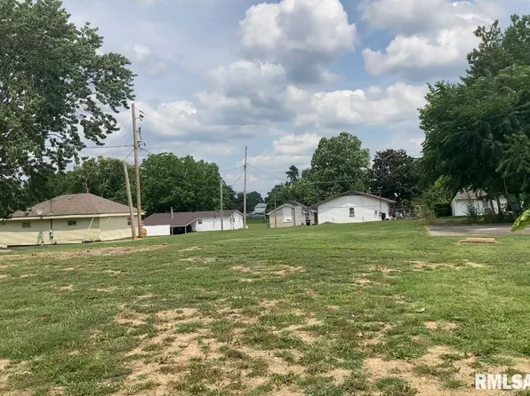 1007 W Lee Ave, Marion, IL 62959
