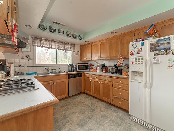 5th image of 1202 NW 52nd St