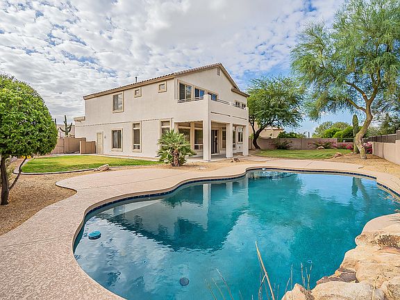 2nd image of 3760 N Piedra Cir