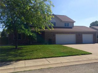 6094 Prairie Stream Way, Columbus, IN 47203