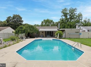 508 Sherwood Ln, Hatboro, PA