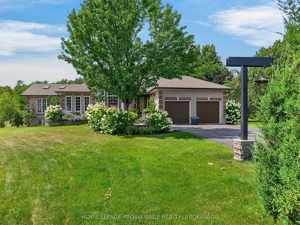 1st image of 3335 Four Seasons Dr