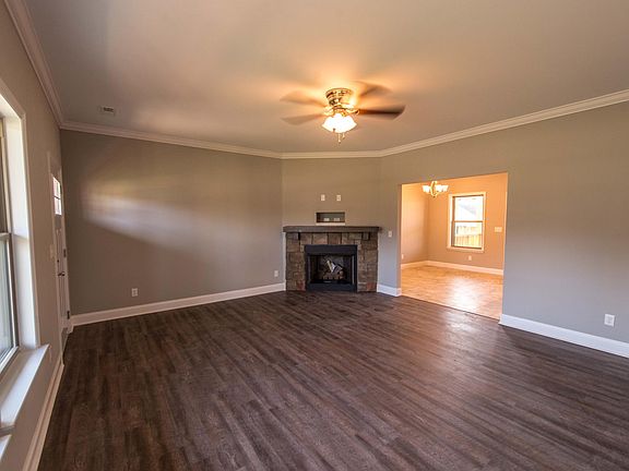 2nd image of 38 Franklin Circle Dr