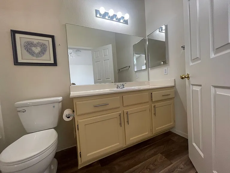 7117 Old Village Ave — Photo 21