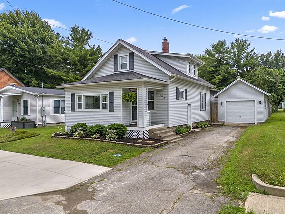 3rd image of 403 South St