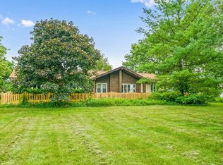 9447 Sanderson Rd, Somonauk, IL 60552