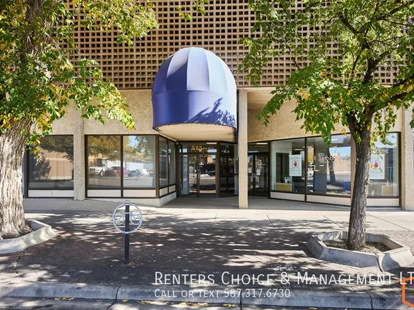 515 6th St S #406, Lethbridge, AB T1J 4J1