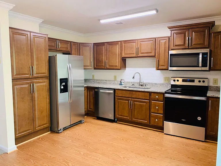 Regency at Longhill — Photo 15