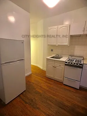 Rented by City Heights Realty | media 5