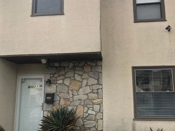 13013 Townsend Rd, Philadelphia, PA 19154