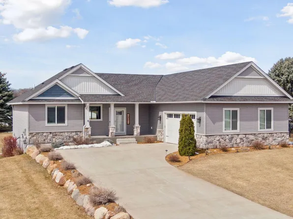 20718 Buchanan St NE, East Bethel, MN 55011