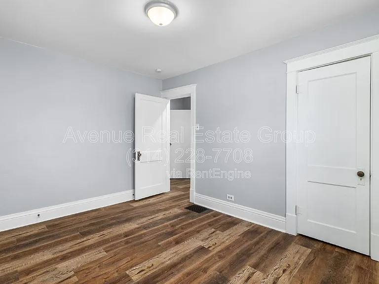 8009 Monroe Ave — Photo 25