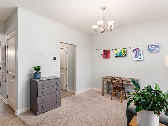 5th image of 7897 Black Willow Dr