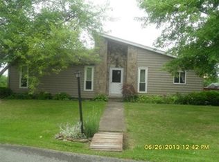 222 McGraw Rd, Falmouth, KY 41040