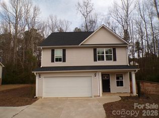 2173 Country Club Dr, Lancaster, SC 29720
