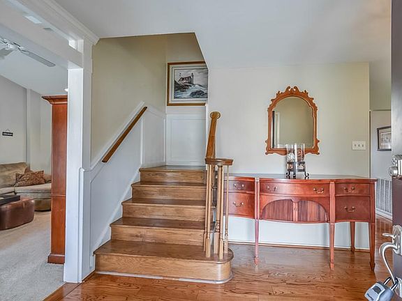 3rd image of 7226 River Fern Dr