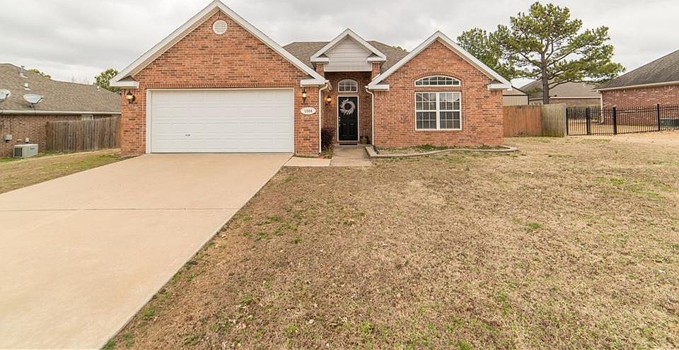 1st image of 1504 N Shetland Dr