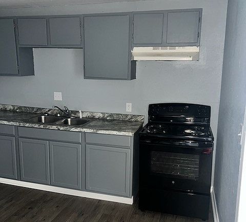5th image of 422 S 13th St
