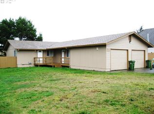 920 Blanco Ave, Coos Bay, OR