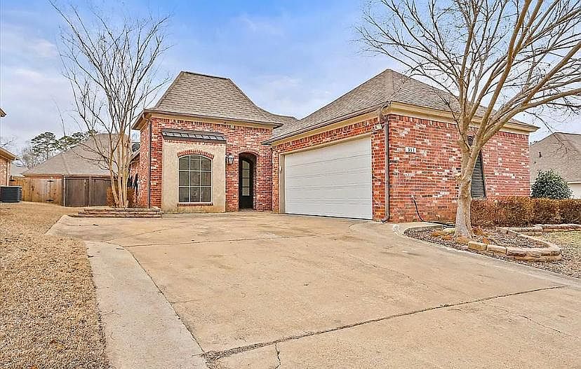 1st image of 559 Asbury Lane Dr