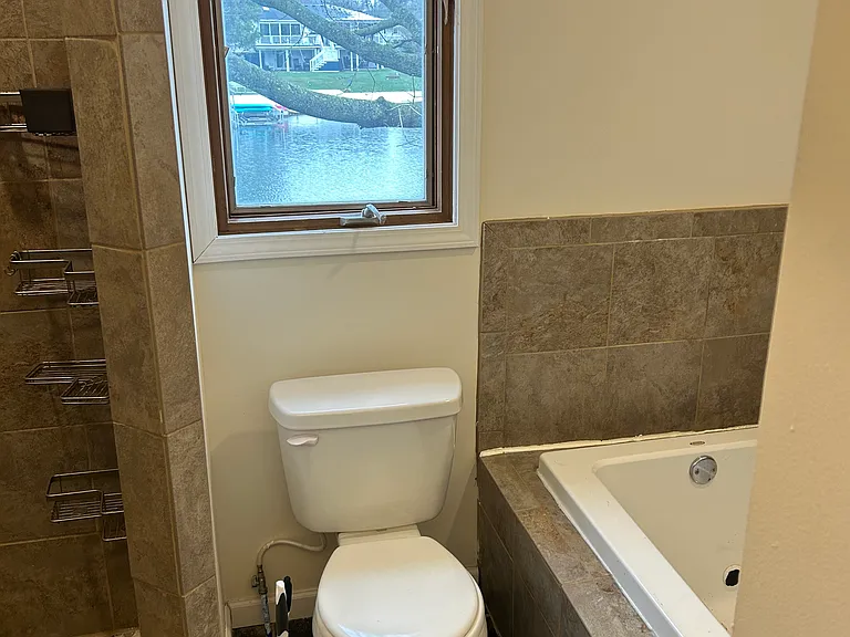 10401 Degrand Dr — Photo 11