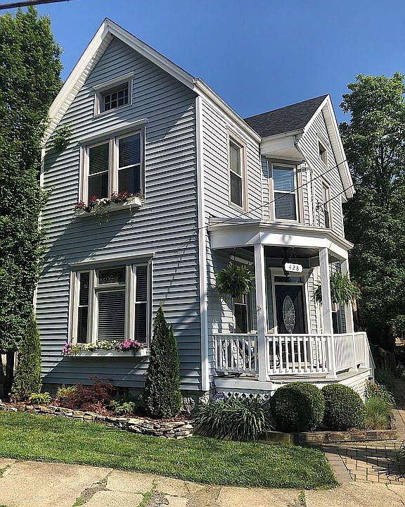1st image of 428 Stanley Ave