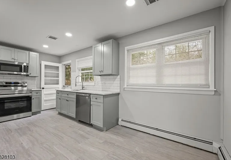 427 Meyersville Rd — Photo 8