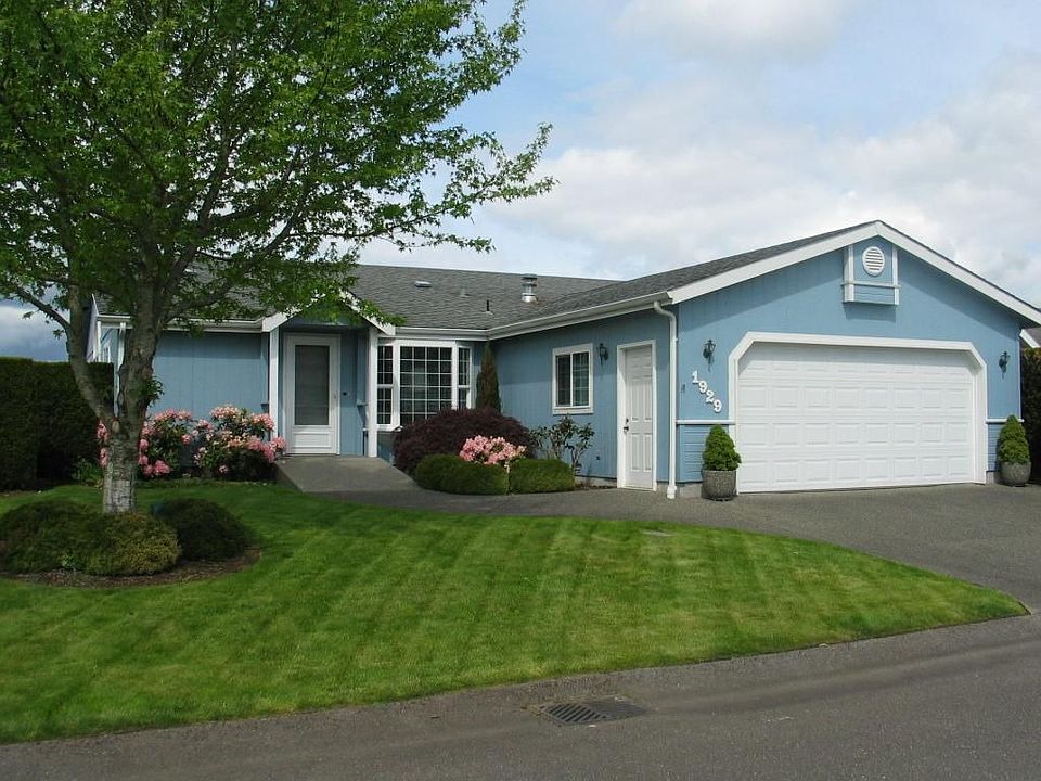 1st image of 1929 Windflower Ln SE