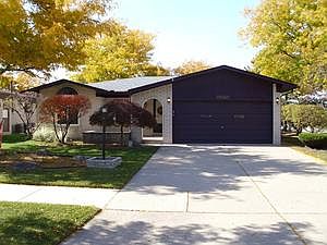 2nd image of 45765 Plum Grove Rd