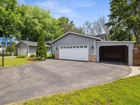 13729 Vernon Cir, Savage, MN 55378