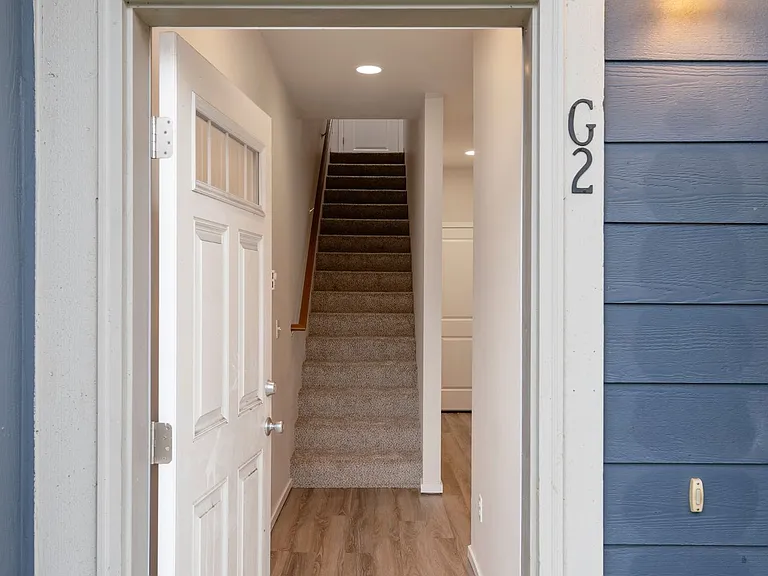 Pinnacle Townhomes — Photo 6