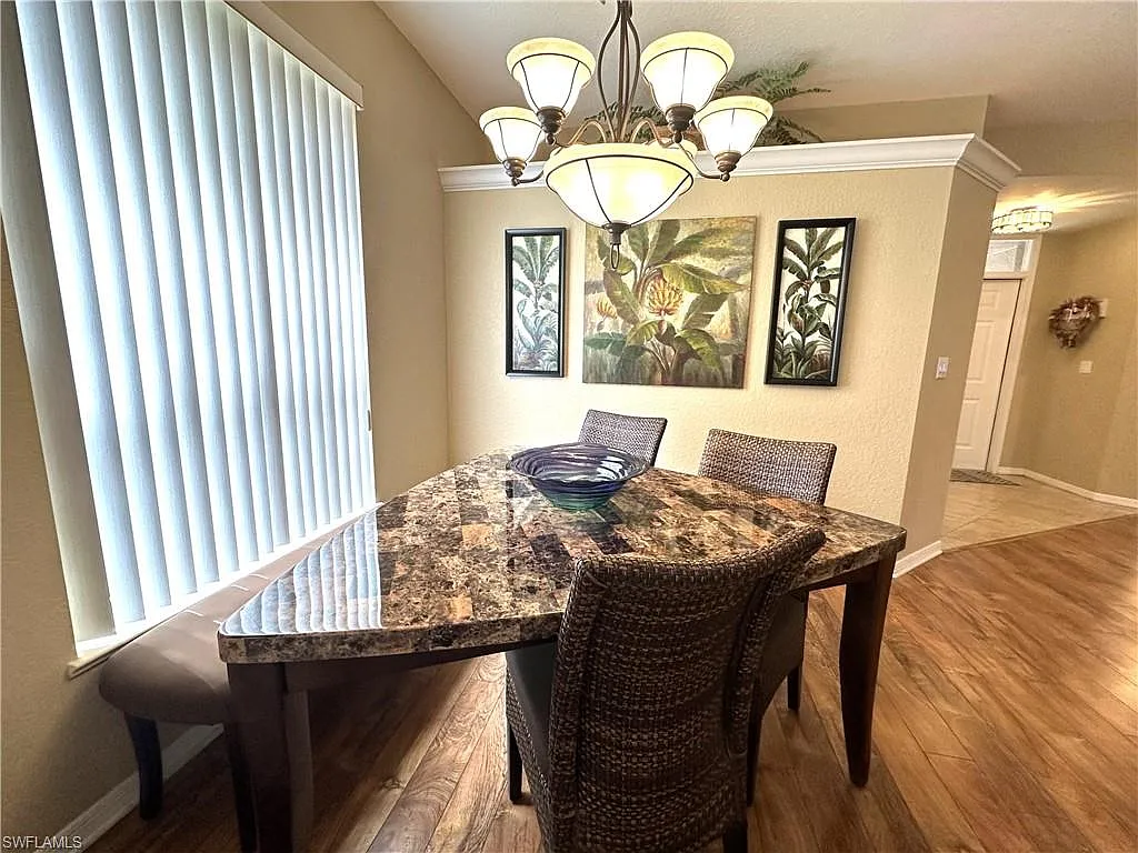 2 bed, 2.0 bath, 1397 sqft, $5,200 — Photo 4