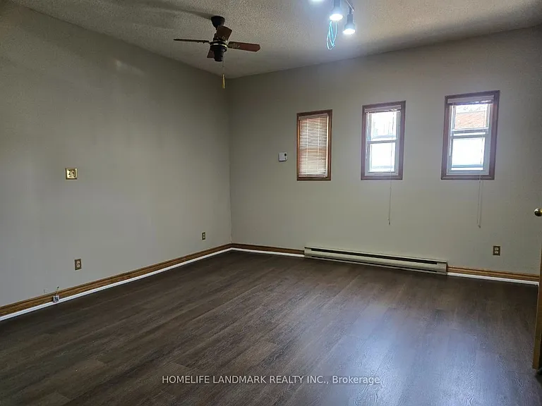 22 Centre St #1 — Photo 16