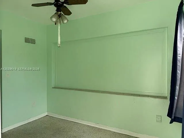 75 SW 72nd Ave — Photo 6