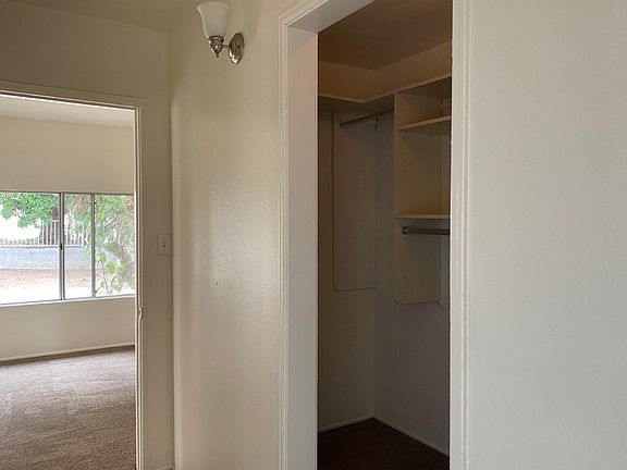 5th image of 5138 Roswell St