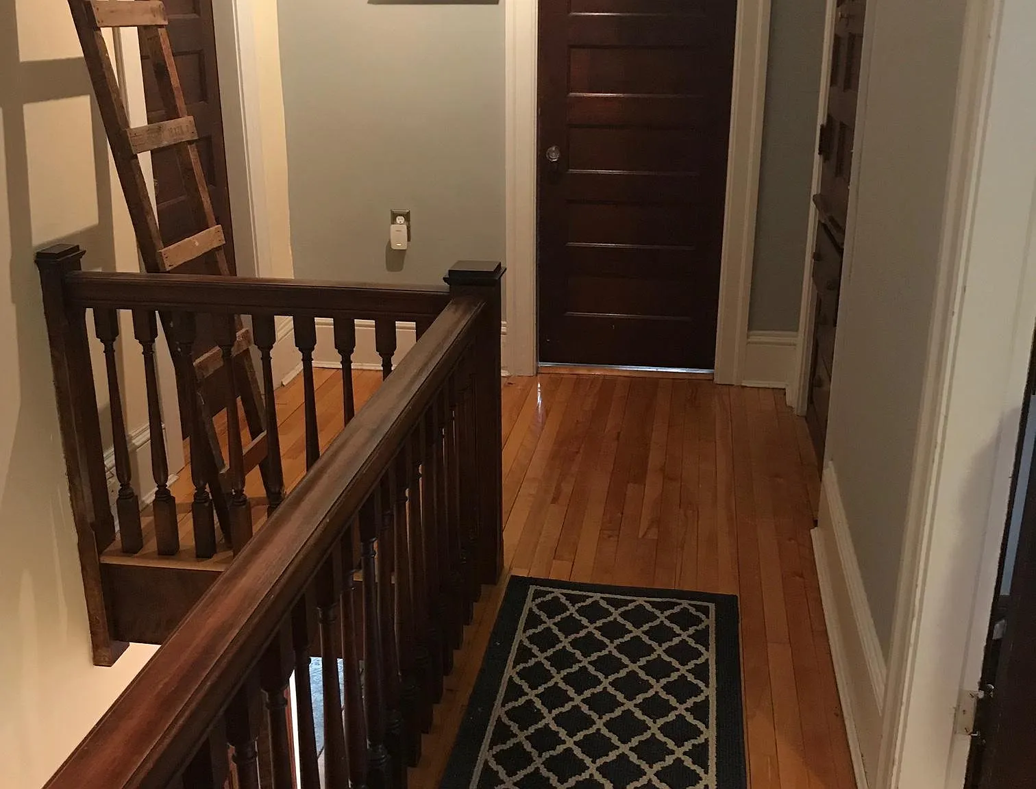 3 bed, 1.5 bath, 2260 sqft, $2,800 — Photo 1