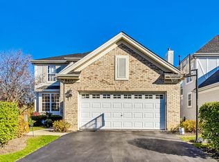 860 Peter Ct, Indian Creek, IL