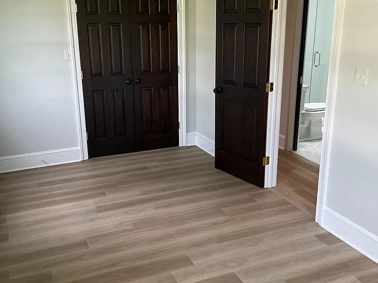 2415 Burrland Ln — Photo 12