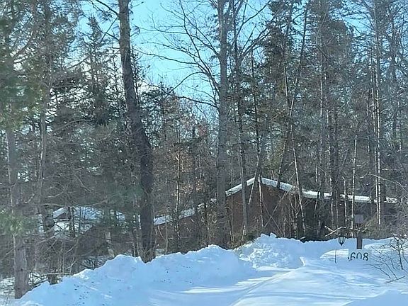 3rd image of 608 Beach Road